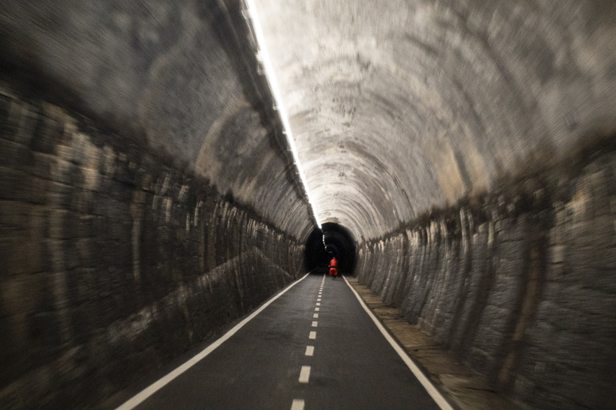 Villach – Moggio Udinese: Pfützen, Grenze, Regen bis auf die Haut